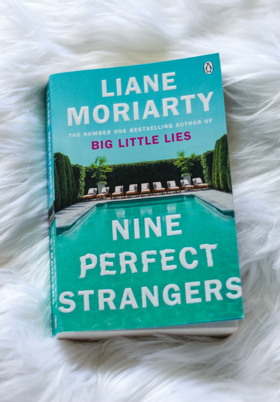 modern thriller book